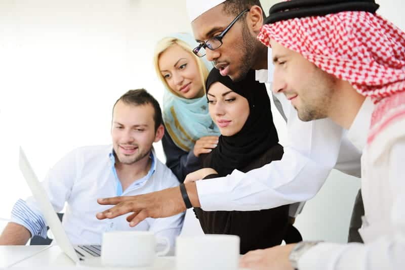 الحياة الطلابية في بريطانيا: ماذا يتوقع الطالب السعودي؟