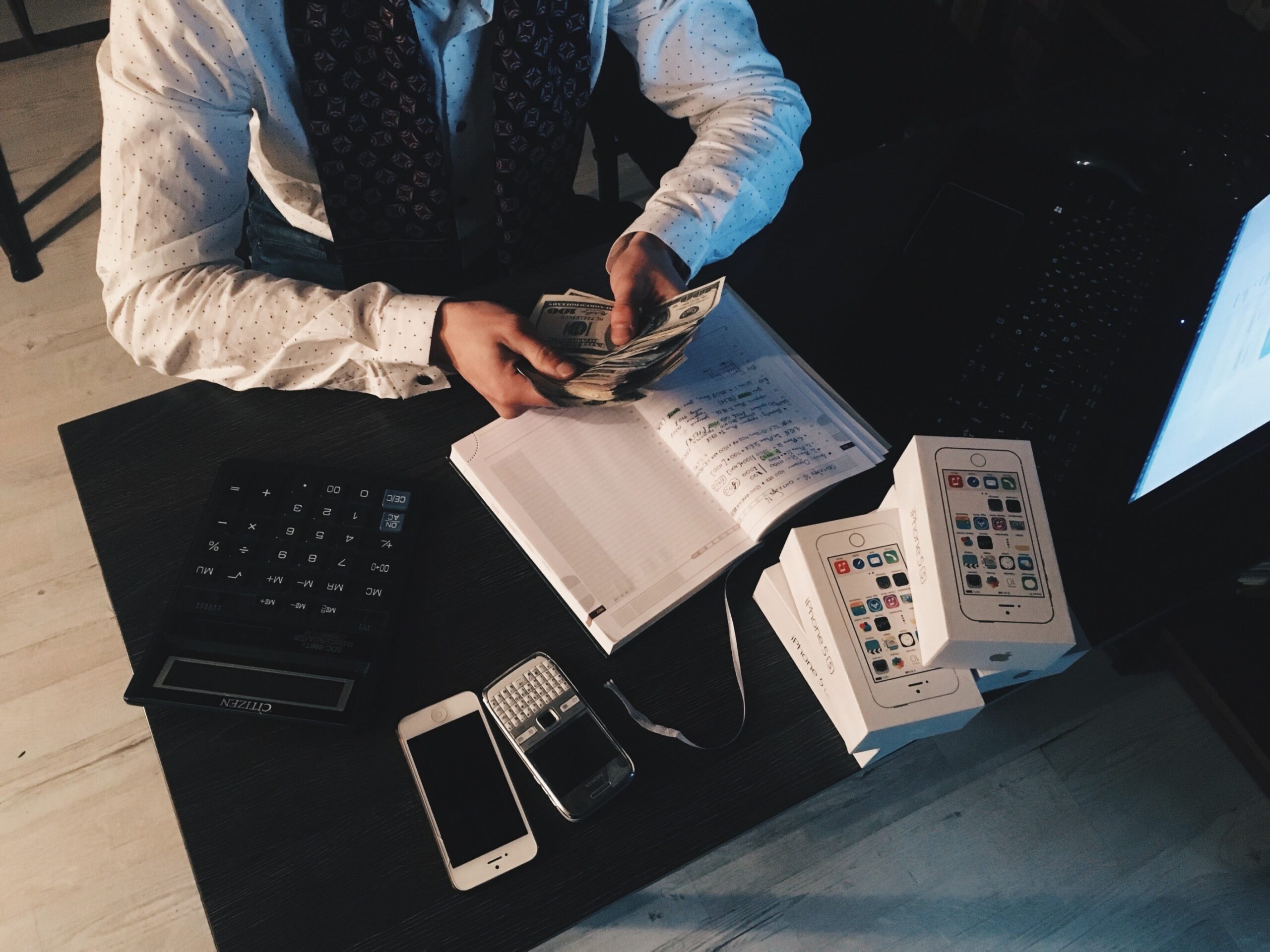 تخصص المالية من أهم تخصصات المستقبل